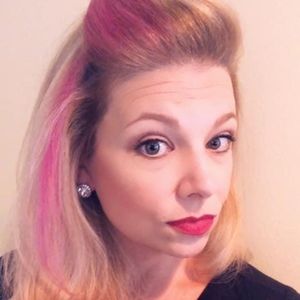 Meet your Posher, Diana